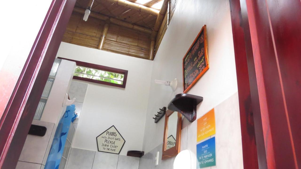 Esperanto Bed & Breakfast Surf Hostel Montanita Bagian luar foto