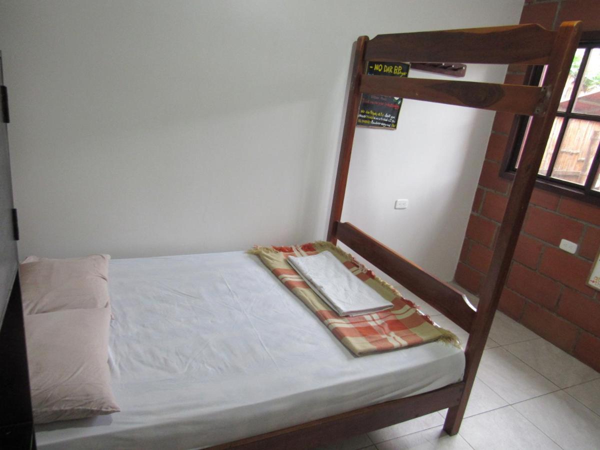 Esperanto Bed & Breakfast Surf Hostel Montanita Bagian luar foto